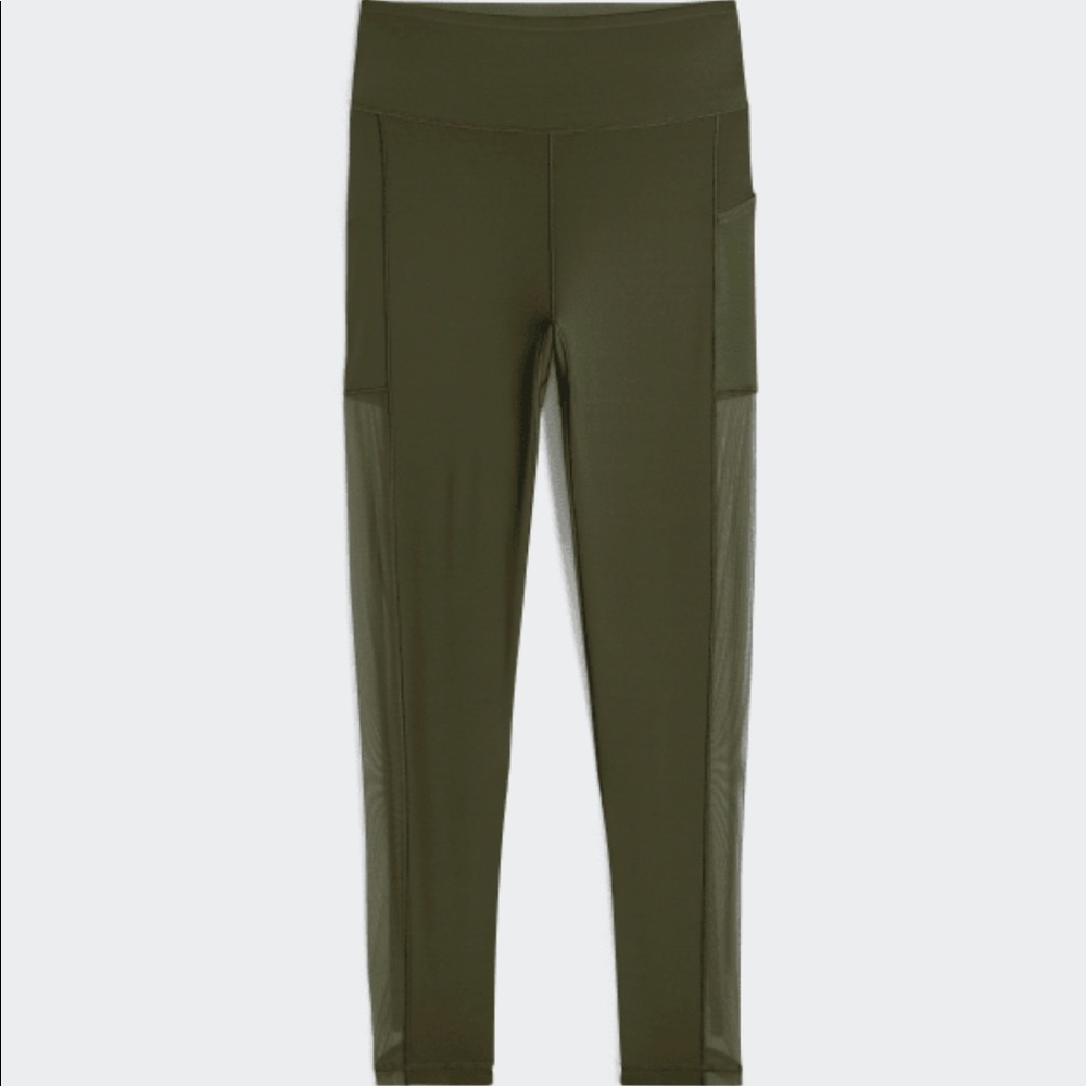IVY PARK x Adidas x Peloton Power Tights in Focus Olive